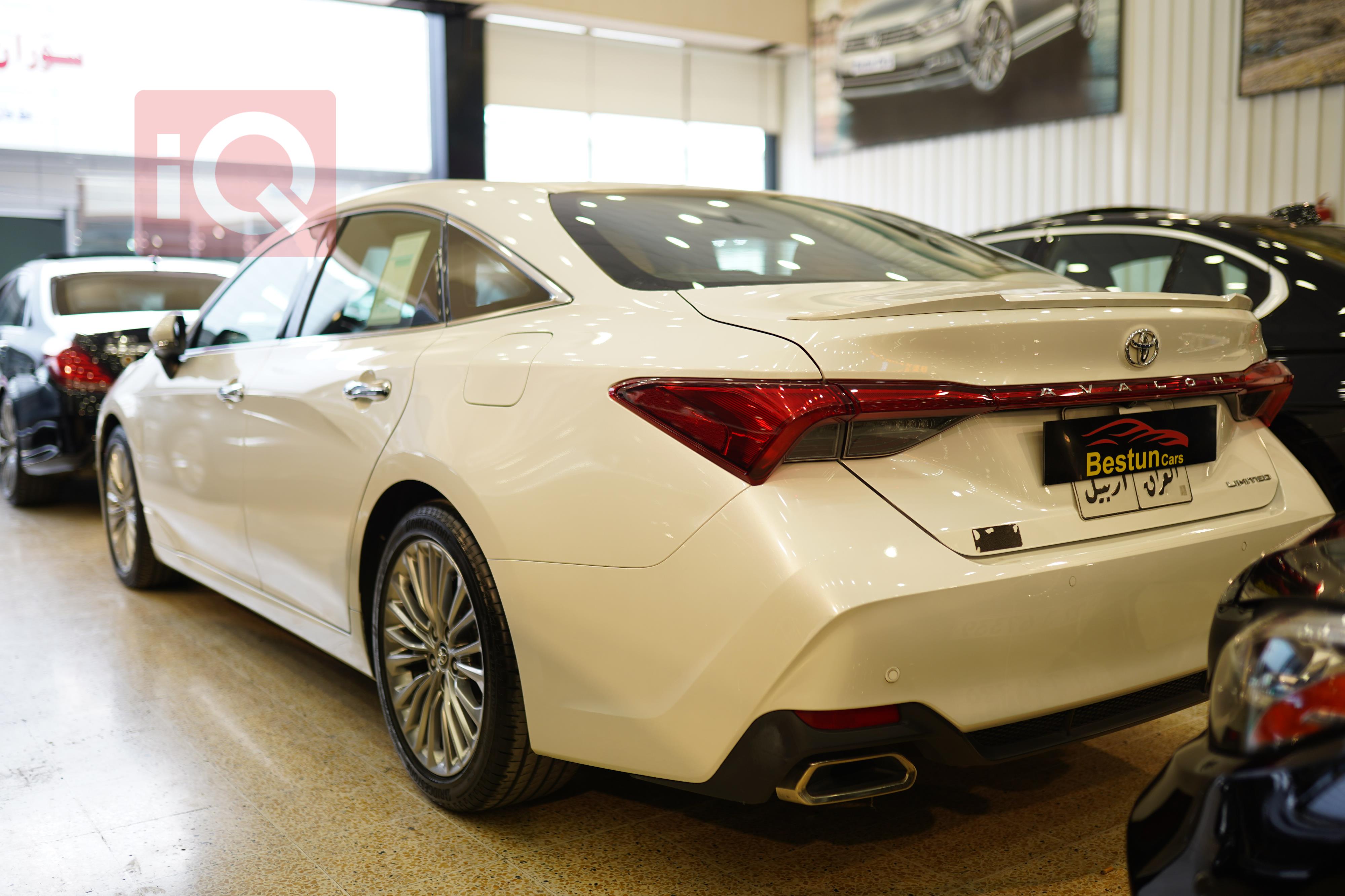 Toyota Avalon